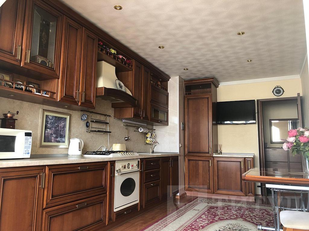трехкомнатная квартираСЖМ, район Комарова Фото 20