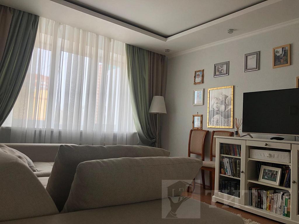 трехкомнатная квартираСЖМ, район Комарова Фото 28
