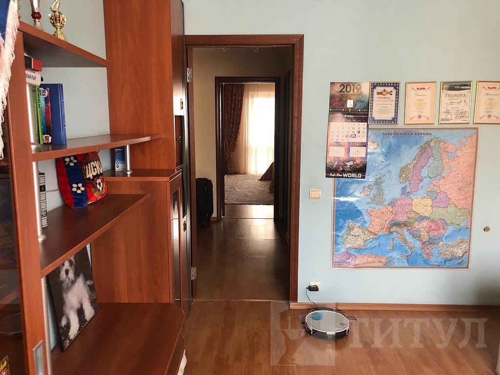 трехкомнатная квартираСЖМ, район Комарова Фото 10