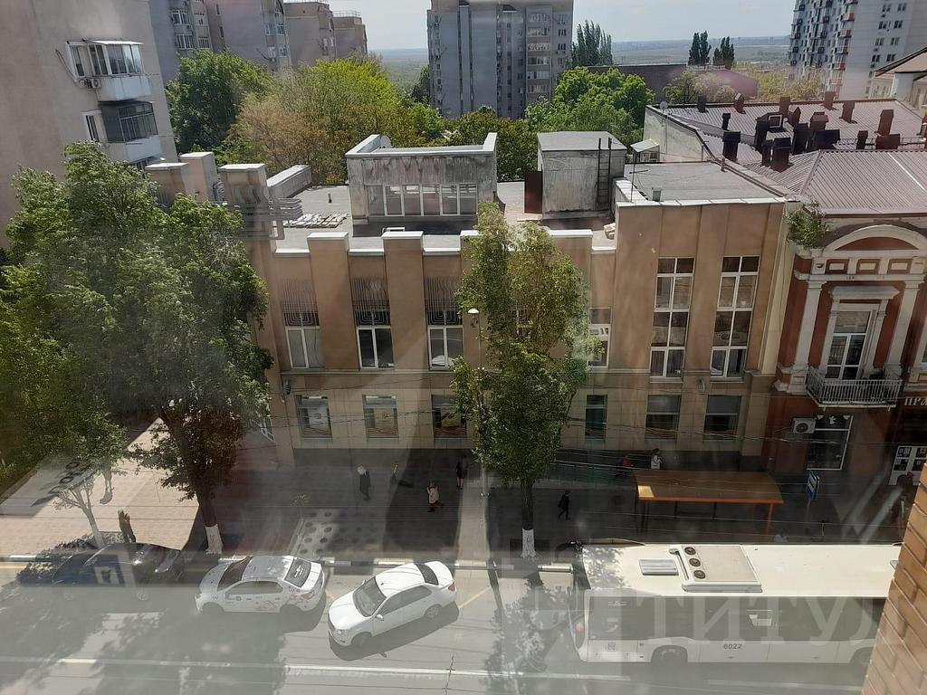 четырехкомнатная квартираНахичевань, район Советская Фото 12