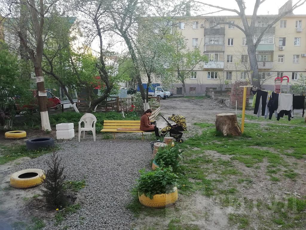 трехкомнатная квартираНахичевань, район Комсомольская Фото 16