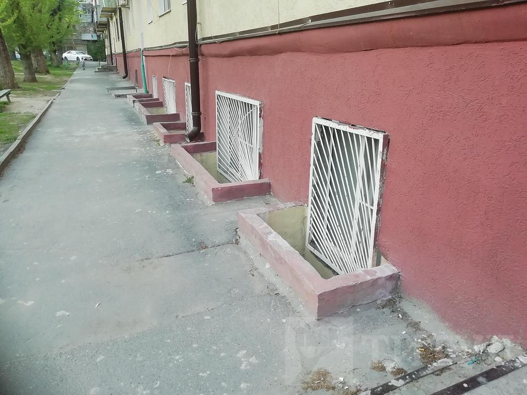 трехкомнатная квартираНахичевань, район Комсомольская Фото 18