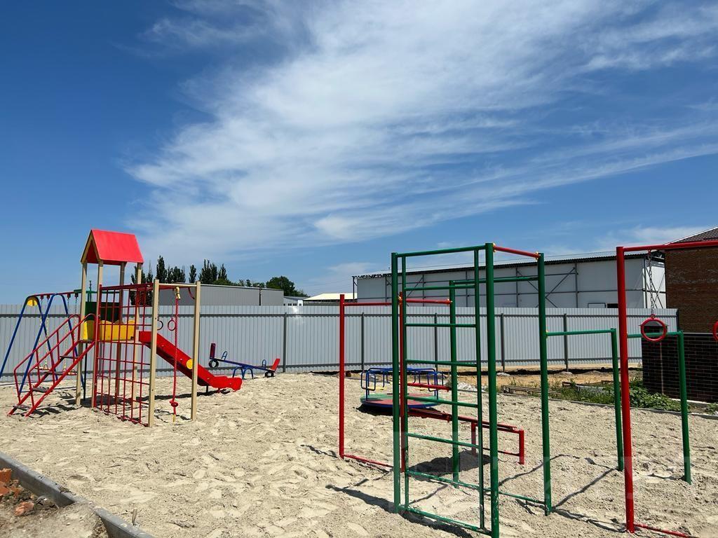 трехкомнатный домрайон  Фото 2