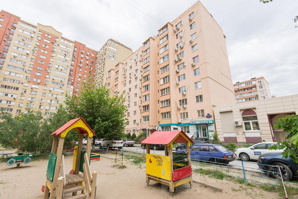 трехкомнатная квартираЗЖМ, район  Фото 15