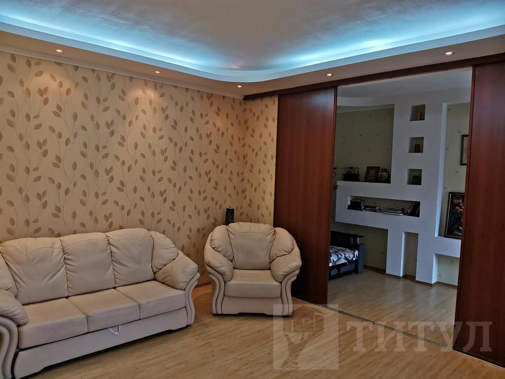 трехкомнатный домрайон  Фото 1