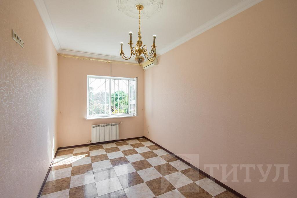 трехкомнатный домрайон  Фото 24