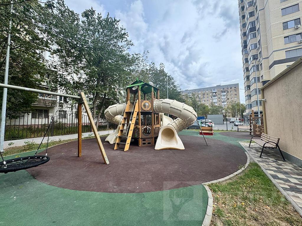 студия, район  Фото 15