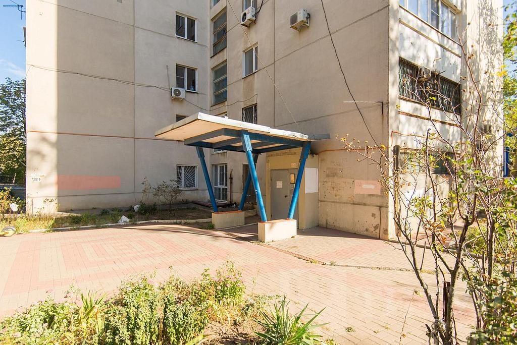 трехкомнатная квартира, район  Фото 15