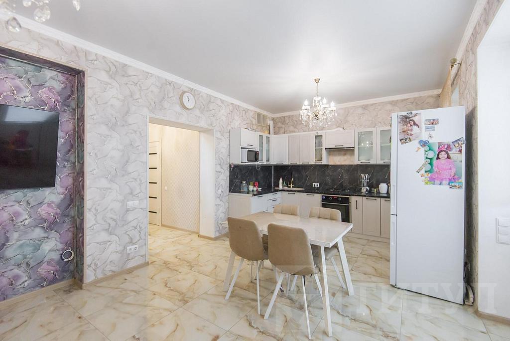 трехкомнатный домрайон Фото 14