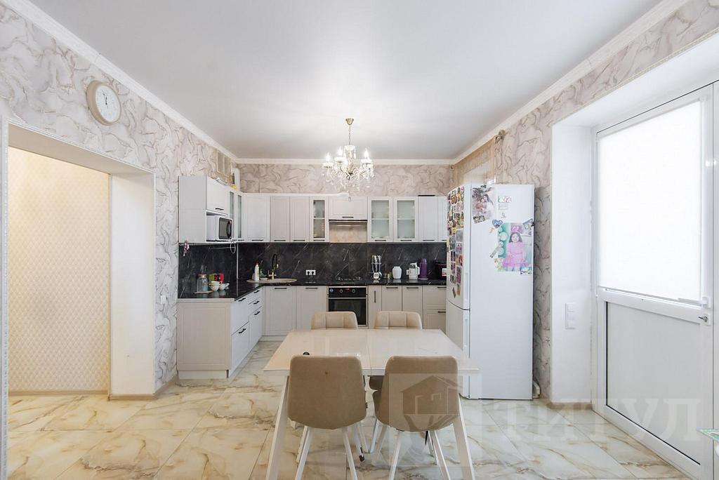 трехкомнатный домрайон Фото 8