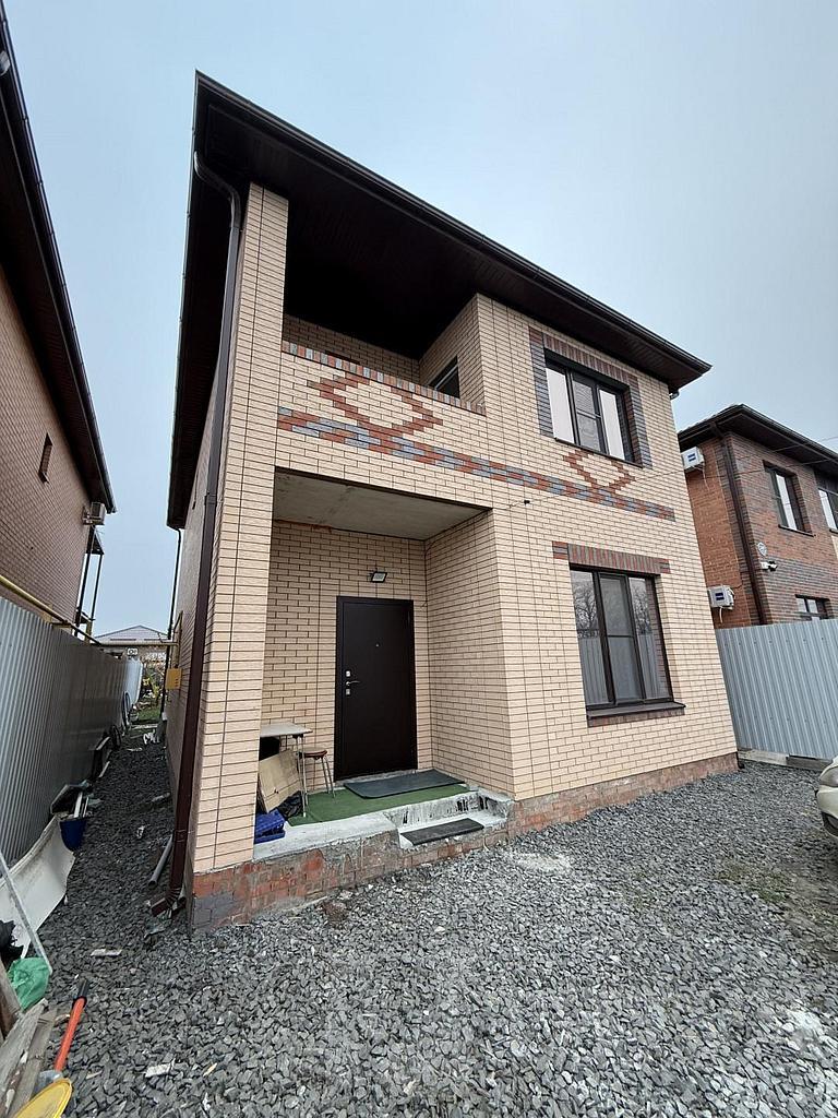 четырехкомнатный домрайон  Фото 1