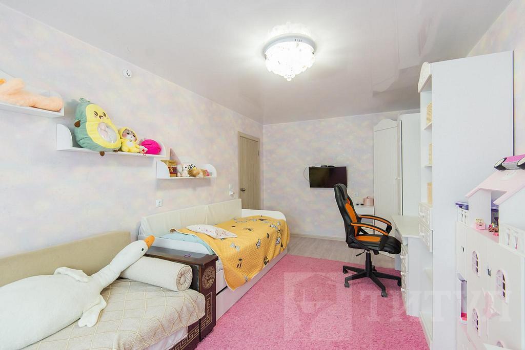 трехкомнатная квартира, район Фото 3