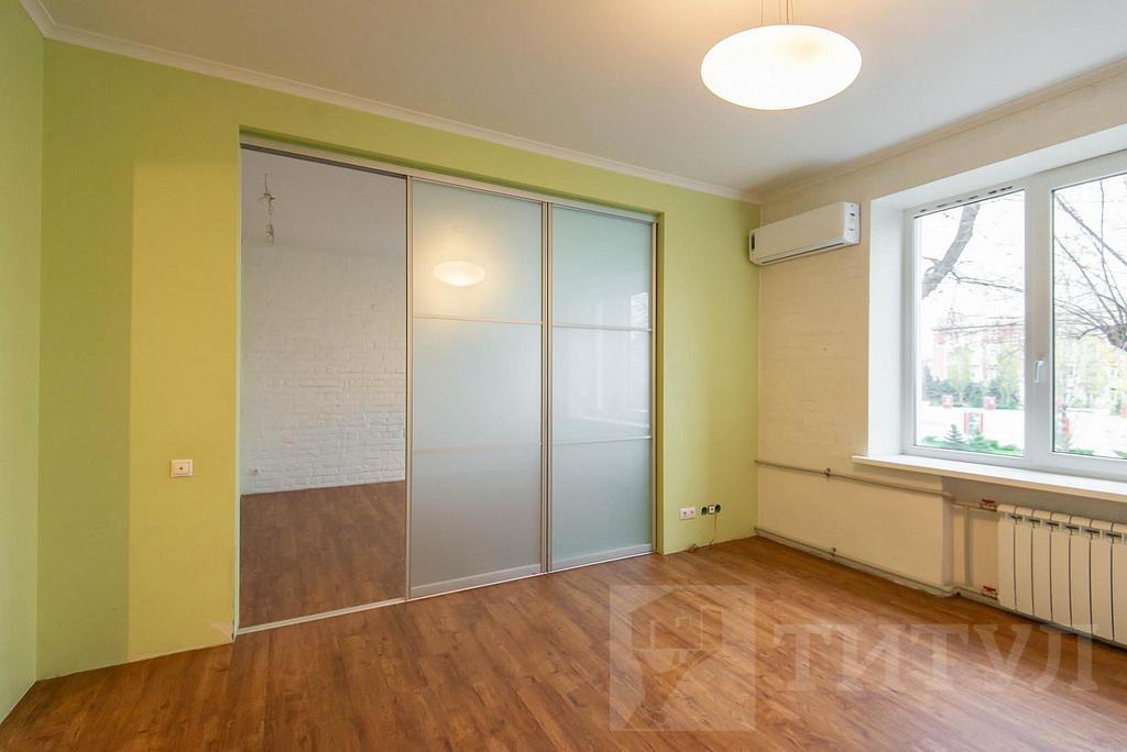 трехкомнатная квартира Центр, район  Фото 1