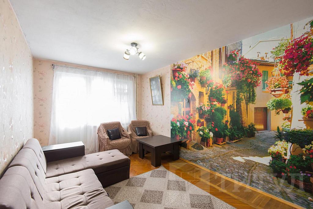 трехкомнатная квартира Центр, район  Фото 1