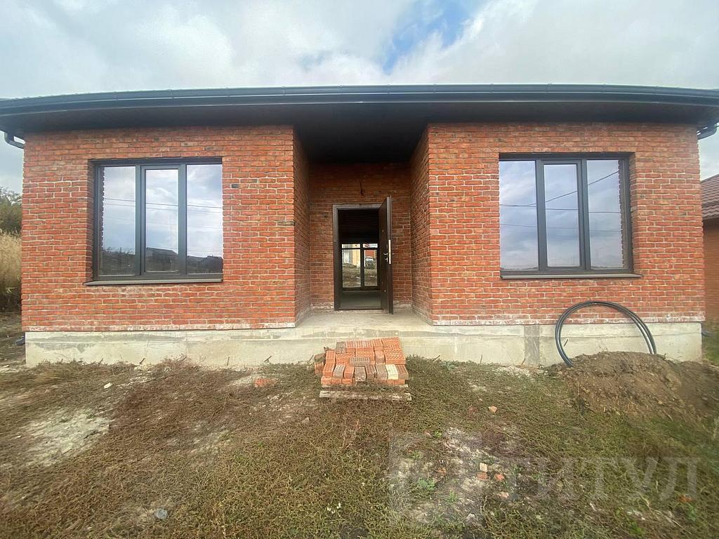 трехкомнатный домрайон  Фото 1