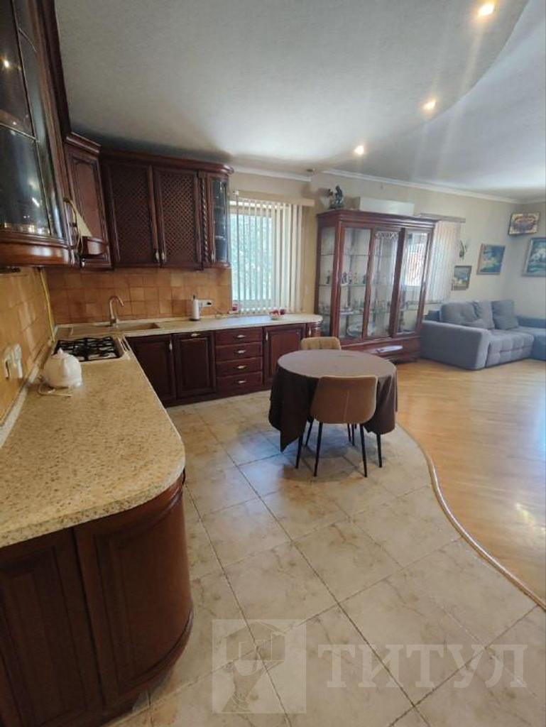 трехкомнатный домрайон Фото 5