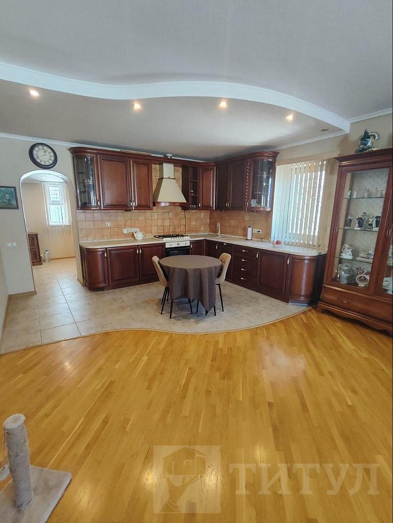 трехкомнатный домрайон Фото 4