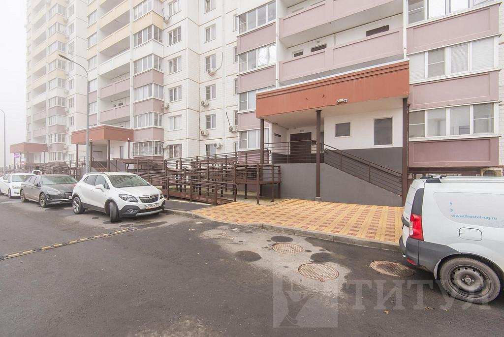 трехкомнатная квартира, район Фото 11