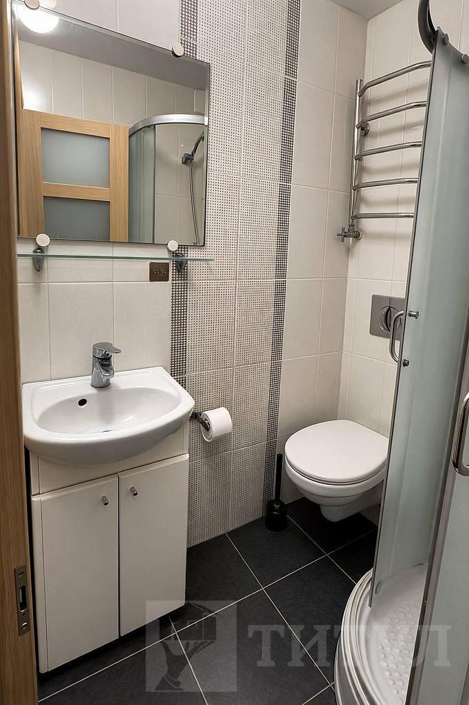 трехкомнатная квартира, район  Фото 6