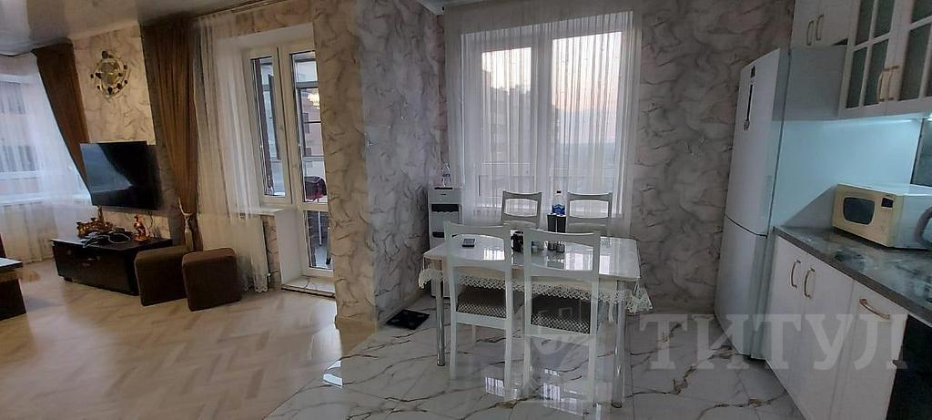 трехкомнатная квартира, район  Фото 2