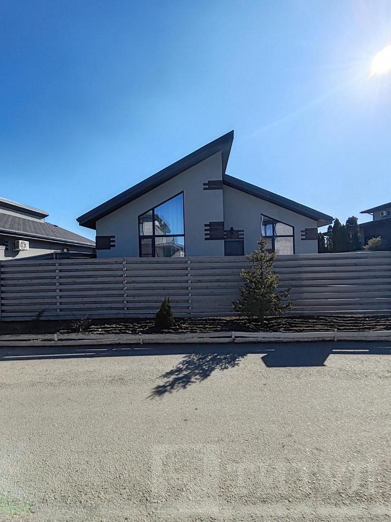 четырехкомнатный домрайон  Фото 1