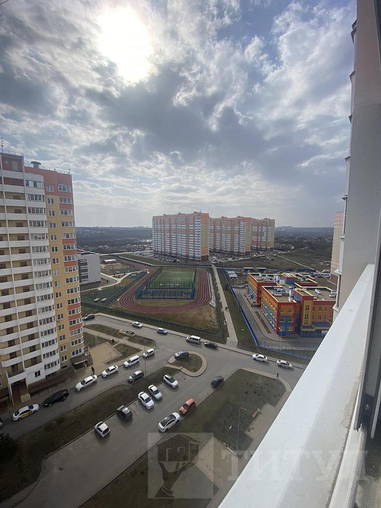 трехкомнатная квартираРостовское море, район  Фото 12