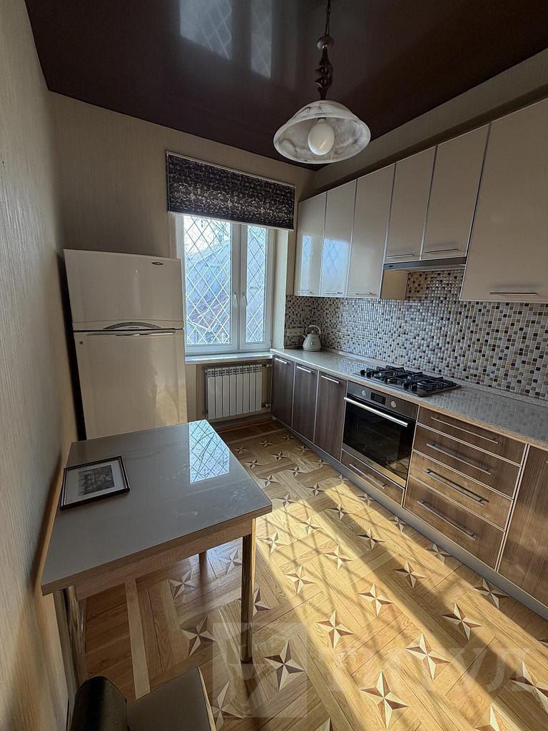 четырехкомнатная квартира, район  Фото 20