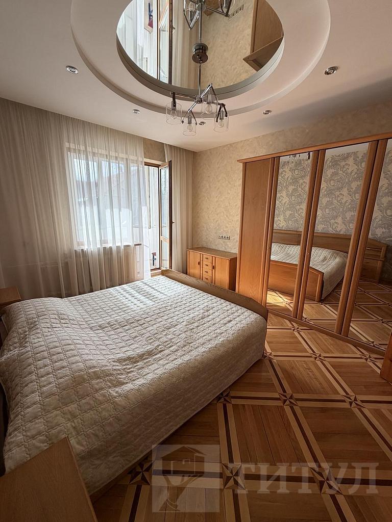 четырехкомнатная квартира, район  Фото 11