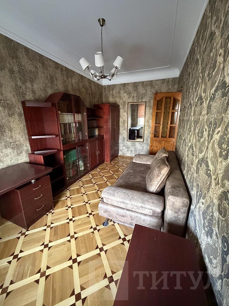 четырехкомнатная квартира, район  Фото 3