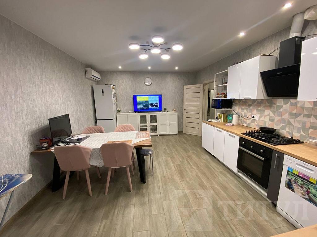 трехкомнатный домрайон  Фото 10