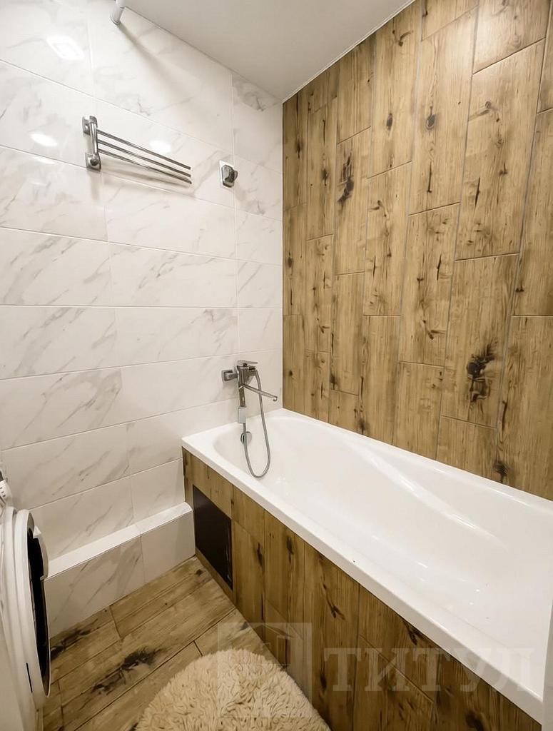 трехкомнатная квартираСуворовский, район Фото 12