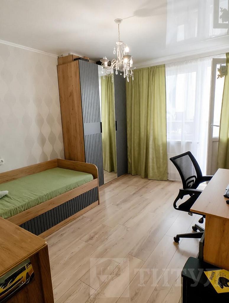 трехкомнатная квартираСуворовский, район Фото 6