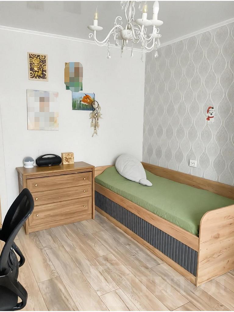 трехкомнатная квартираСуворовский, район Фото 8