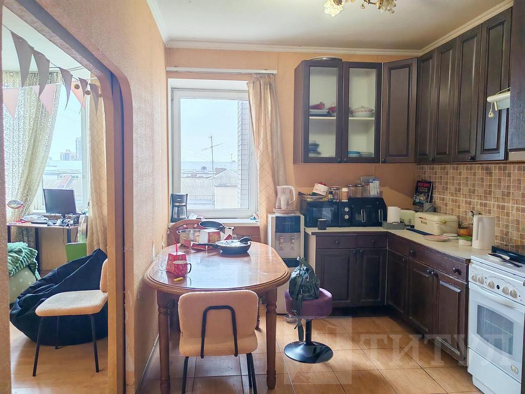 трехкомнатная квартира, район  Фото 6