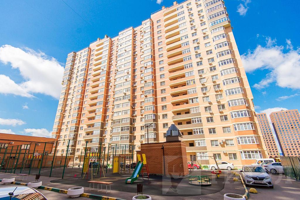 трехкомнатная квартираНагибина, район  Фото 1