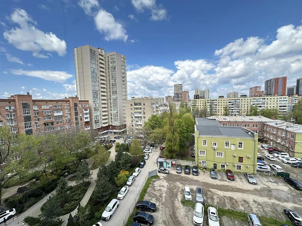 трехкомнатная квартира Центр, район  Фото 9