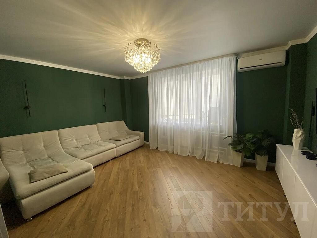 трехкомнатная квартира, район  Фото 2