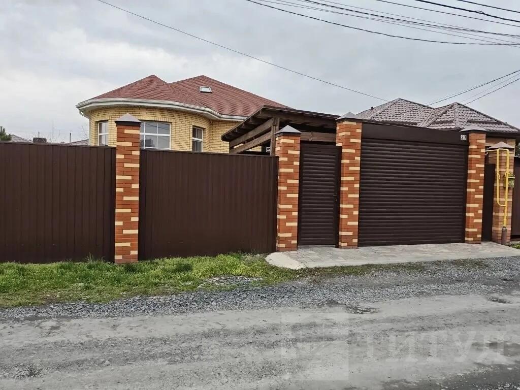 трехкомнатный домрайон Фото 2