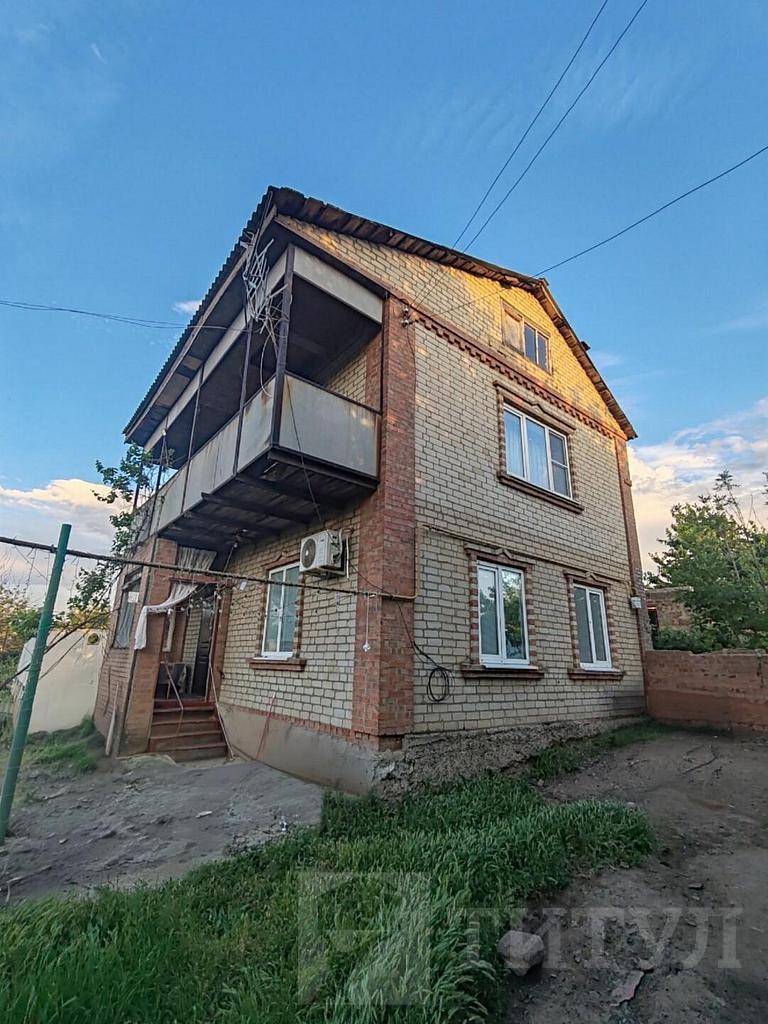 трехкомнатный домрайон Фото 1