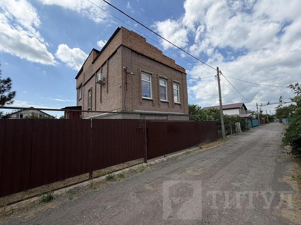 трехкомнатный домрайон Фото 5