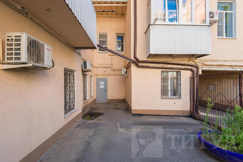 трехкомнатная квартира, район Фото 3