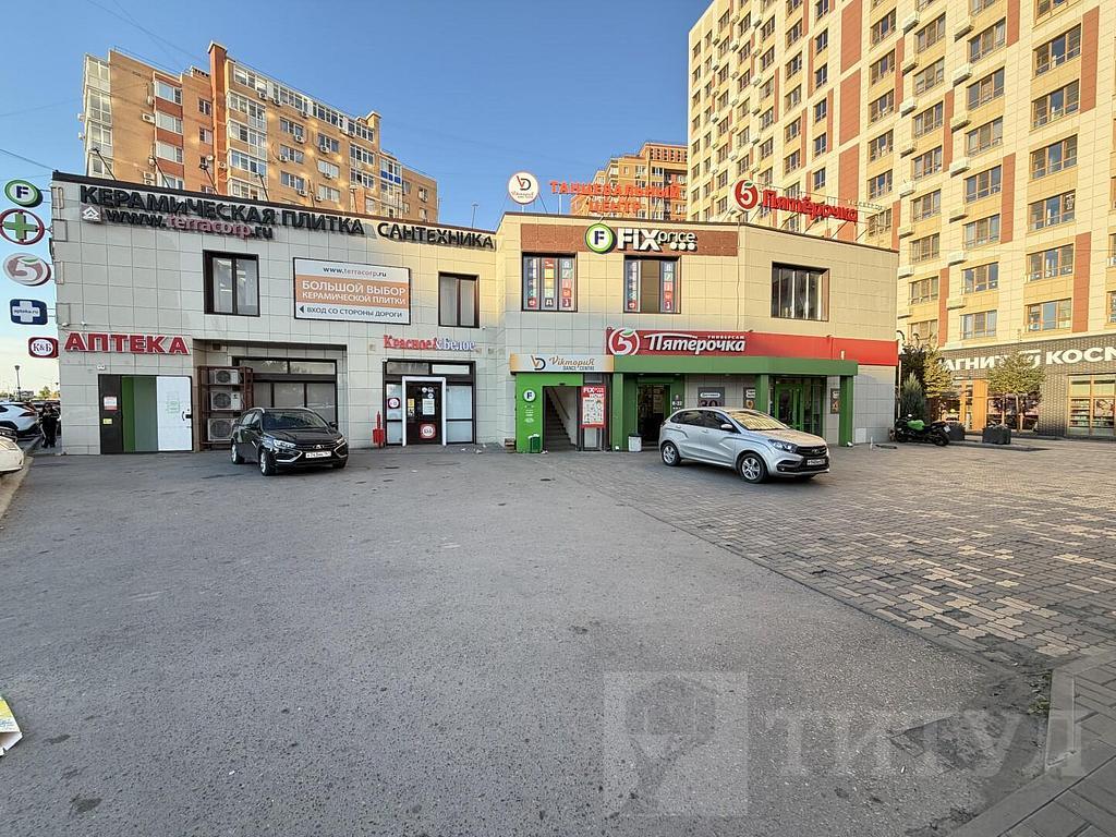 трехкомнатная квартира, район  Фото 15
