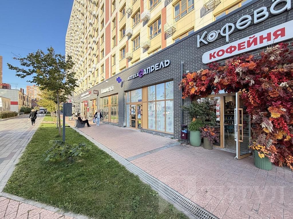 трехкомнатная квартира, район  Фото 1