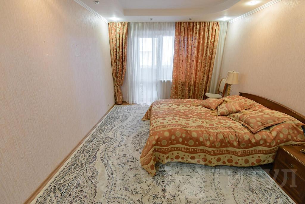 трехкомнатная квартираСЖМ, район Комарова Фото 90
