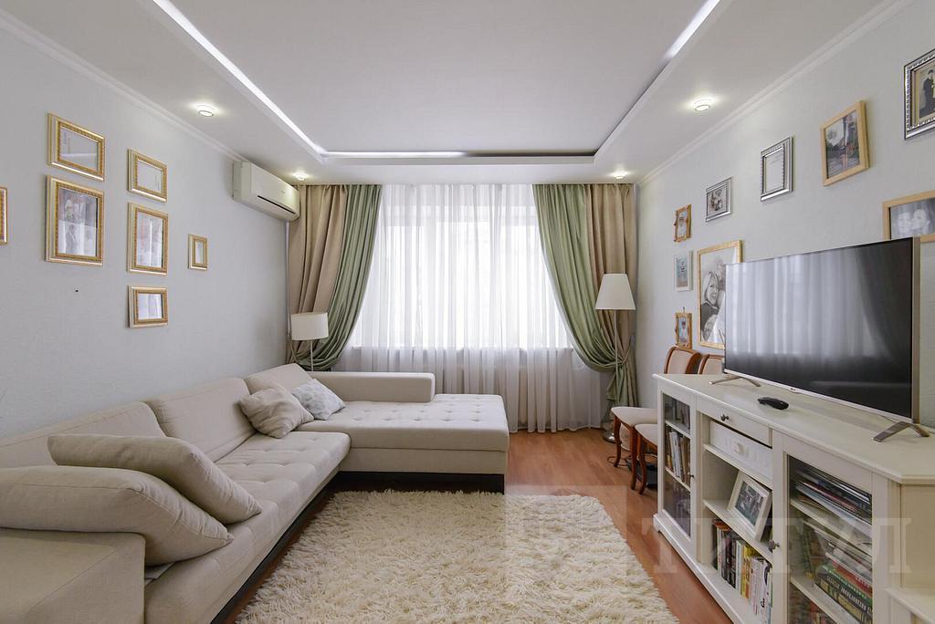 трехкомнатная квартираСЖМ, район Комарова Фото 52